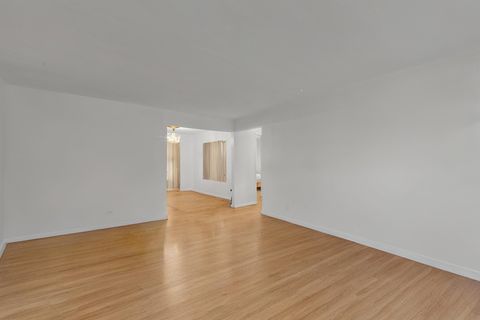 Tiny photo for 6146 N Damen Avenue #3H, Chicago, IL 60659 (MLS # 12636291)