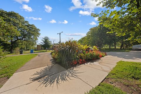 Tiny photo for 4960 N MARINE Drive #117, Chicago, IL 60640 (MLS # 12476189)