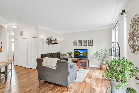Tiny photo for 730 Stuarts Drive #730, St. Charles, IL 60174 (MLS # 12473444)