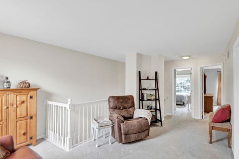 Tiny photo for 730 Stuarts Drive #730, St. Charles, IL 60174 (MLS # 12473444)