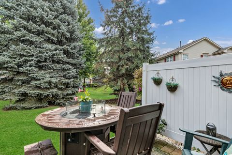 Tiny photo for 730 Stuarts Drive #730, St. Charles, IL 60174 (MLS # 12473444)
