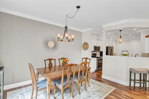 Tiny photo for 730 Stuarts Drive #730, St. Charles, IL 60174 (MLS # 12473444)