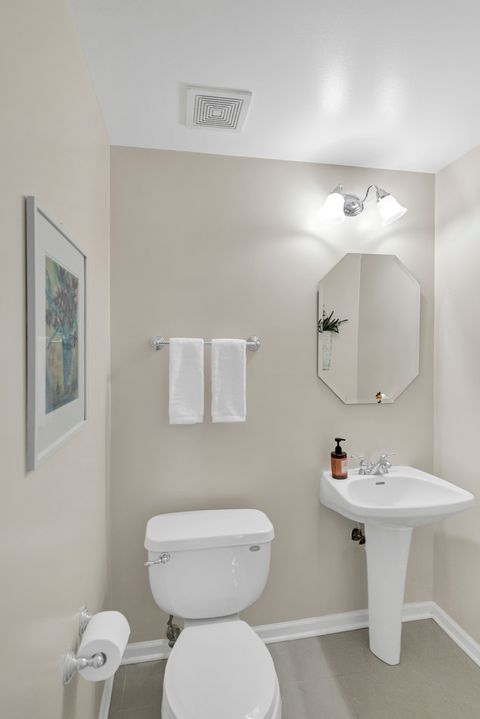 Tiny photo for 730 Stuarts Drive #730, St. Charles, IL 60174 (MLS # 12473444)