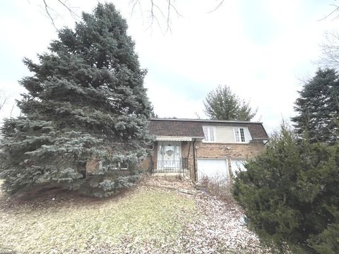 Tiny photo for 598 Miner Drive, Bolingbrook, IL 60440 (MLS # 12598497)