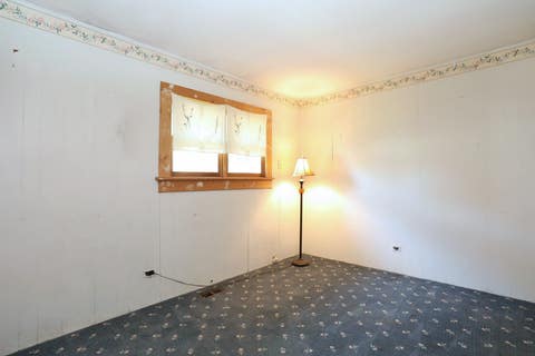 Tiny photo for 2055 Shepard Road, Hoffman Estates, IL 60169 (MLS # 12727142)