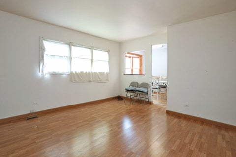 Tiny photo for 2055 Shepard Road, Hoffman Estates, IL 60169 (MLS # 12727142)