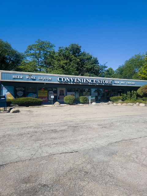 Tiny photo for 5543 E Lake Drive #A, Lisle, IL 60532 (MLS # 12587800)