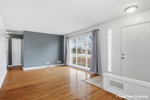 Tiny photo for 2936 witchwood Lane, Waukegan, IL 60087 (MLS # 12579170)