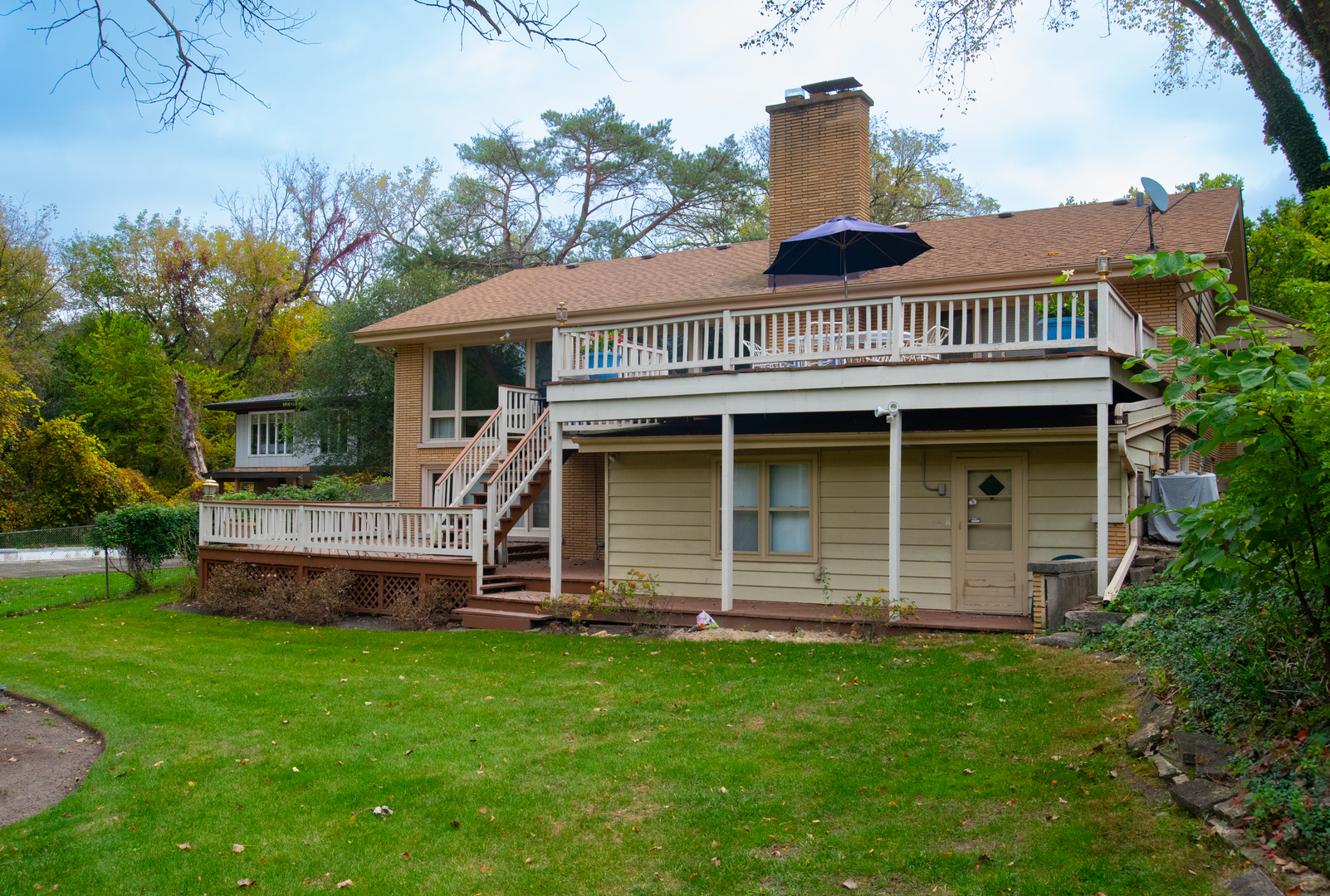 638 N Edgewood Avenue
