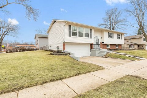 Tiny photo for Hanover Park, IL 60133 (MLS # 12574382)