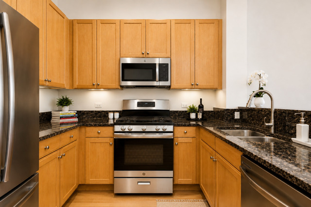 500 W SUPERIOR Street 604