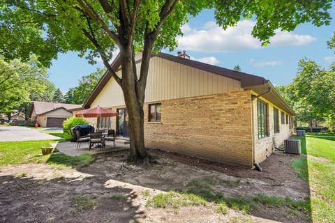 Tiny photo for 79 Castle Rock Lane, Bloomingdale, IL 60108 (MLS # 12699532)