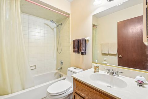 Tiny photo for 79 Castle Rock Lane, Bloomingdale, IL 60108 (MLS # 12699532)