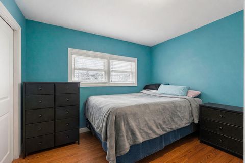 Tiny photo for 9829 S 51st Avenue, Oak Lawn, IL 60453 (MLS # 12606185)