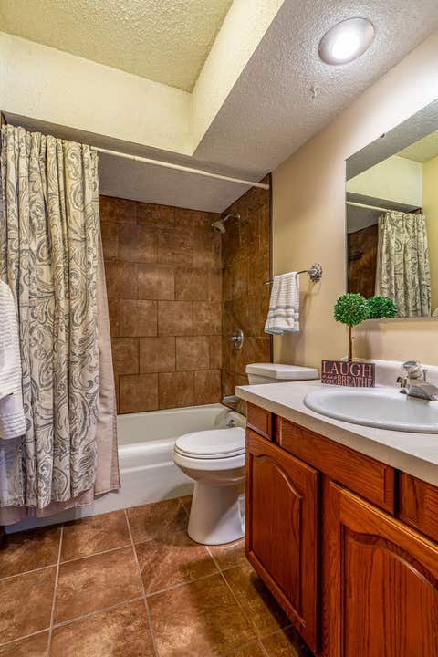 Tiny photo for 2233 Jebens Avenue, Davenport, IA 52804 (MLS # 12699975)