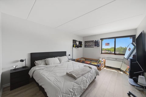 Tiny photo for 11 W Green Street #608, Bensenville, IL 60106 (MLS # 12682140)