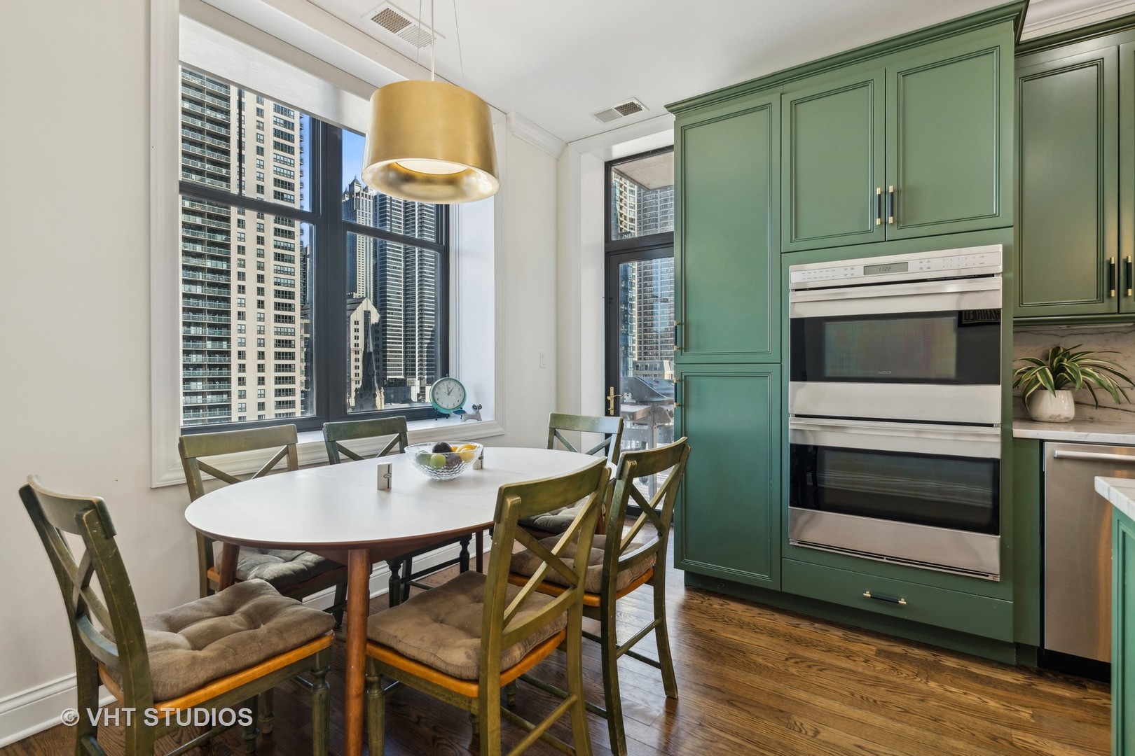 30 W Erie Street 1201