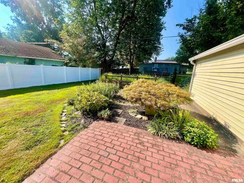 Tiny photo for 508 HILLCREST Street, Metropolis, IL 62960 (MLS # EB459326)