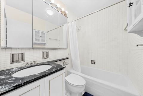 Tiny photo for 777 N Michigan Avenue #2202, Chicago, IL 60611 (MLS # 12519521)