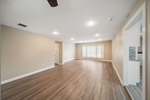 Tiny photo for 7949 Newland Avenue, Burbank, IL 60459 (MLS # 12520970)