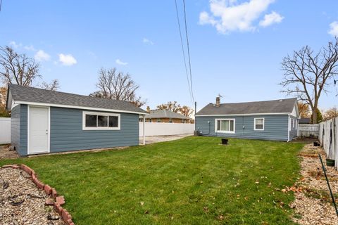 Tiny photo for 7949 Newland Avenue, Burbank, IL 60459 (MLS # 12520970)