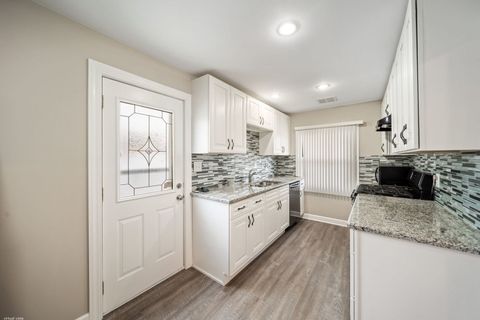 Tiny photo for 7949 Newland Avenue, Burbank, IL 60459 (MLS # 12520970)