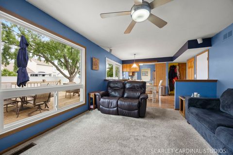Tiny photo for 3116 Gresham Lane W, Aurora, IL 60504 (MLS # 12689367)