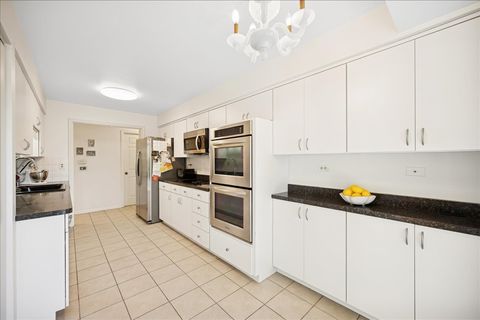 Tiny photo for 1771 MISSION HILLS Road #212, Northbrook, IL 60062 (MLS # 12509765)