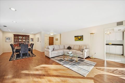 Tiny photo for 1771 MISSION HILLS Road #212, Northbrook, IL 60062 (MLS # 12509765)