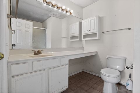 Tiny photo for 2661 Stanton Circle, Lake In The Hills, IL 60156 (MLS # 12589539)