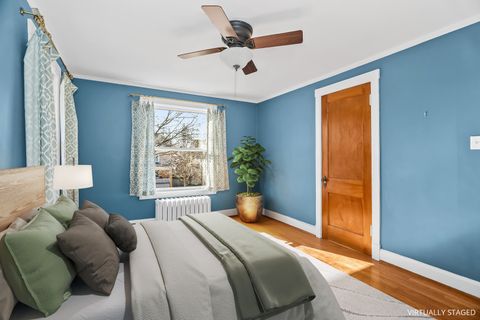 Tiny photo for 732 S Kenilworth Avenue, Oak Park, IL 60304 (MLS # 12640672)