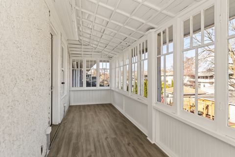 Tiny photo for 732 S Kenilworth Avenue, Oak Park, IL 60304 (MLS # 12640672)