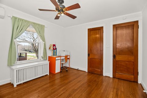 Tiny photo for 732 S Kenilworth Avenue, Oak Park, IL 60304 (MLS # 12640672)