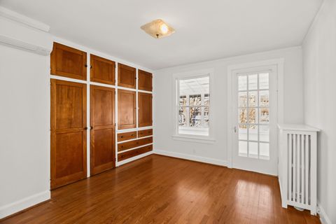 Tiny photo for 732 S Kenilworth Avenue, Oak Park, IL 60304 (MLS # 12640672)