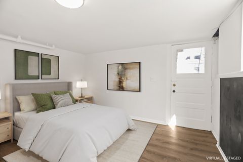 Tiny photo for 732 S Kenilworth Avenue, Oak Park, IL 60304 (MLS # 12640672)