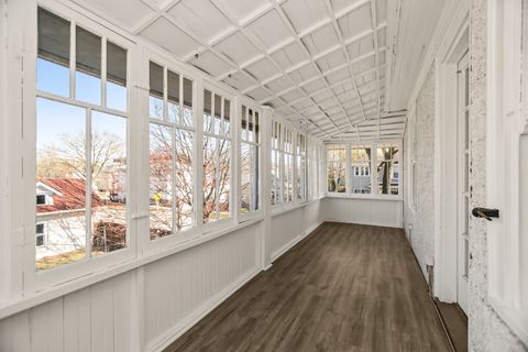 Tiny photo for 732 S Kenilworth Avenue, Oak Park, IL 60304 (MLS # 12640672)