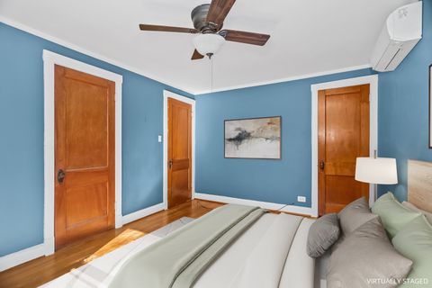 Tiny photo for 732 S Kenilworth Avenue, Oak Park, IL 60304 (MLS # 12640672)