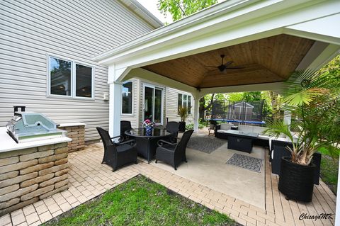 Tiny photo for 1812 Warwick Lane, Schaumburg, IL 60193 (MLS # 12620917)