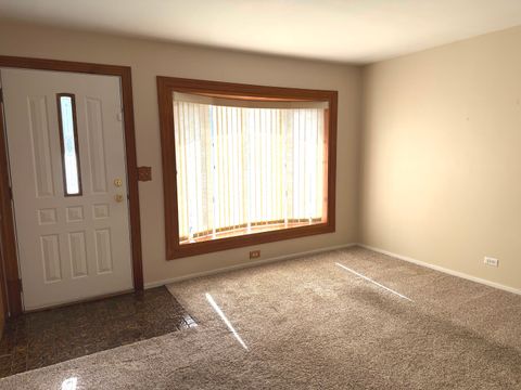 Tiny photo for 6048 Washington Street, Chicago Ridge, IL 60415 (MLS # 12600347)