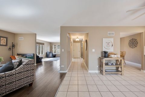 Tiny photo for 9706 Fox Shores Drive, Algonquin, IL 60102 (MLS # 12584763)