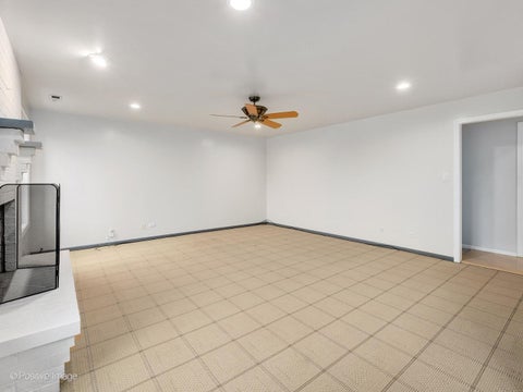 Tiny photo for 701 Lake Hinsdale Drive #410, Willowbrook, IL 60527 (MLS # 12764559)