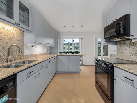 Tiny photo for 701 Lake Hinsdale Drive #410, Willowbrook, IL 60527 (MLS # 12764559)