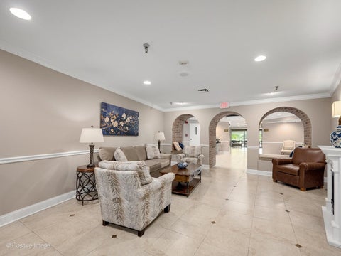 Tiny photo for 701 Lake Hinsdale Drive #410, Willowbrook, IL 60527 (MLS # 12764559)