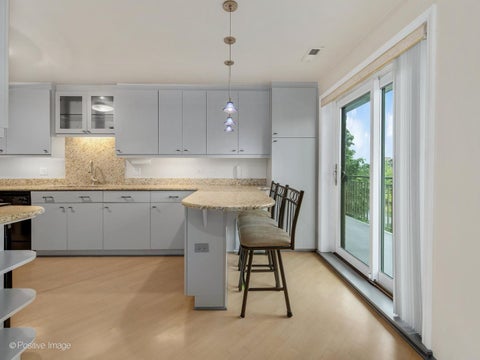 Tiny photo for 701 Lake Hinsdale Drive #410, Willowbrook, IL 60527 (MLS # 12764559)