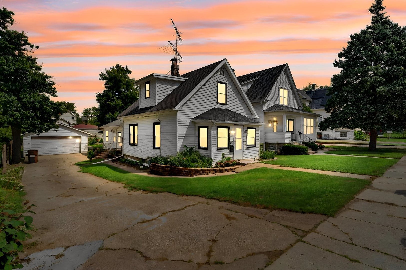 1107 Sterling Avenue