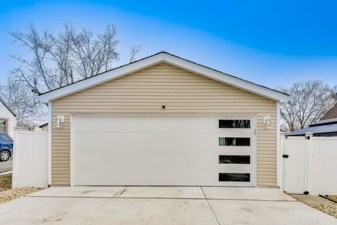 Tiny photo for 150 Country Club Drive, Northlake, IL 60164 (MLS # 12572140)