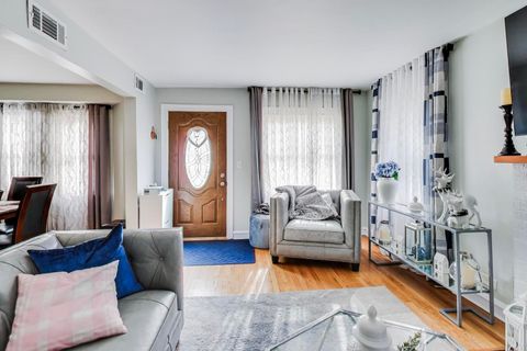 Tiny photo for 150 Country Club Drive, Northlake, IL 60164 (MLS # 12572140)