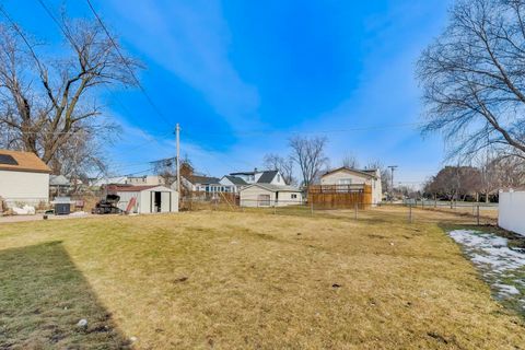 Tiny photo for 150 Country Club Drive, Northlake, IL 60164 (MLS # 12572140)