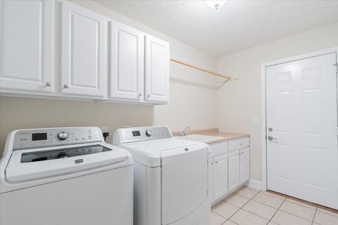 Tiny photo for 1612 Myra Lane, Bloomington, IL 61704 (MLS # 12518642)