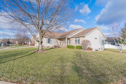 Tiny photo for 1612 Myra Lane, Bloomington, IL 61704 (MLS # 12518642)